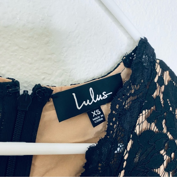 Lulus NEW Swoon-er Or Later Long Sleeve Lace Deep V Little Black Dress XS - Picture 8 of 8